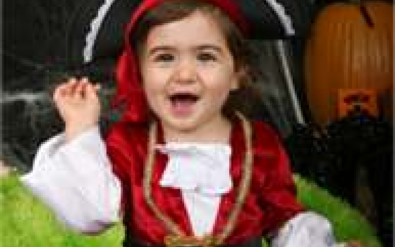 halloween-family-photo-event-downtown-campbell